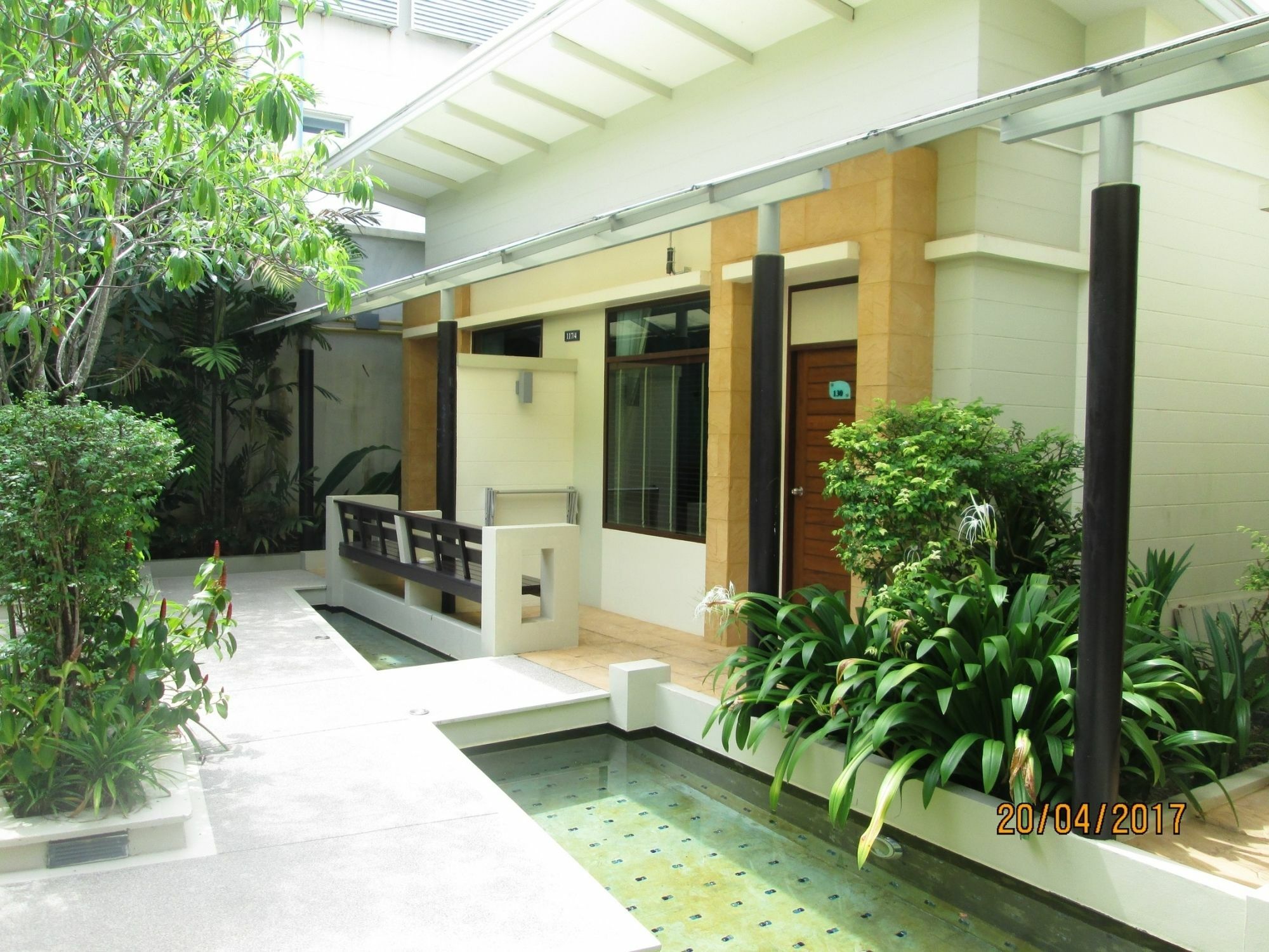 A2 Pool Resort - Sha Plus Phuket Exterior photo